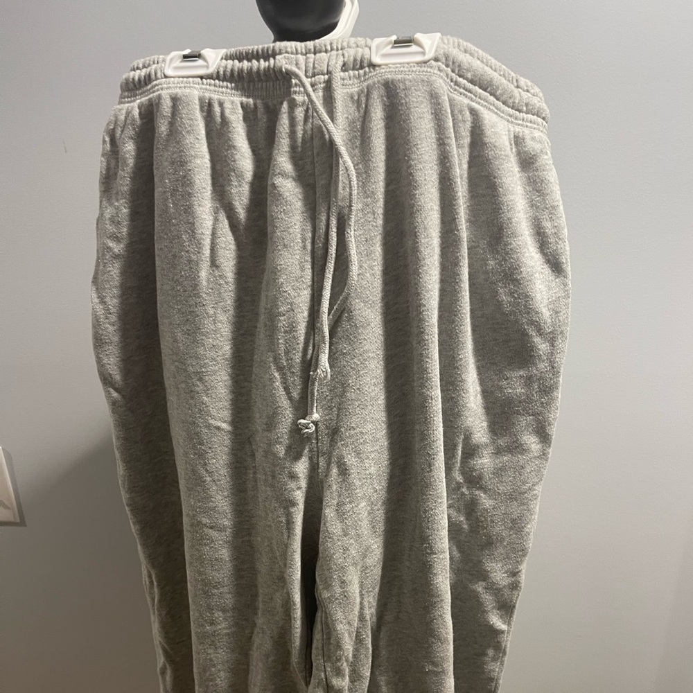 Aeropostale gray jogger sweatpants SIZE L